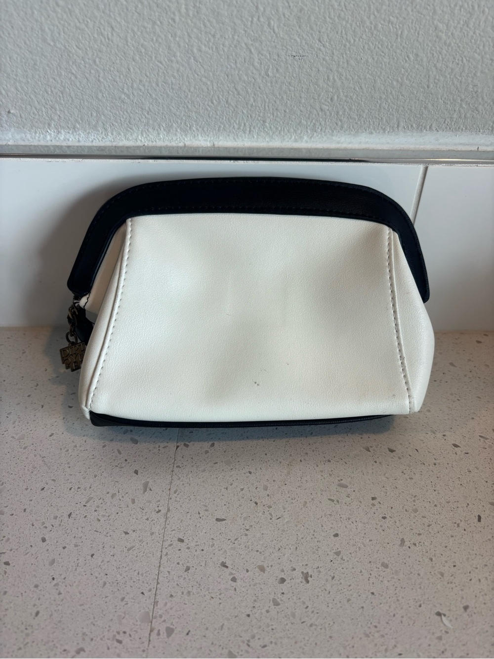 7 various Cosmetic Makeup BAGS (La Mer, Estee Lauder, Missoni!) - All like new! - Picture 8 of 8